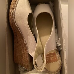 Fabiola Espadrilles size 9 White